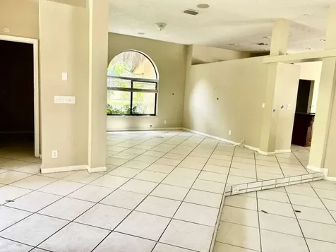 5048 NW 98th Lane Coral Springs FL 33076