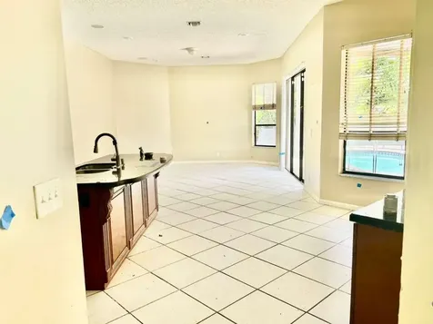 5048 NW 98th Lane Coral Springs FL 33076
