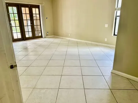 5048 NW 98th Lane Coral Springs FL 33076