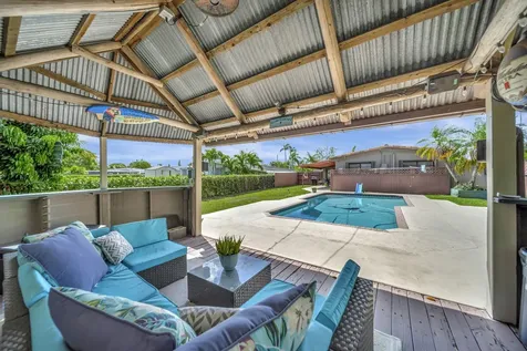 831 NW 39th Street Oakland Park FL 33309