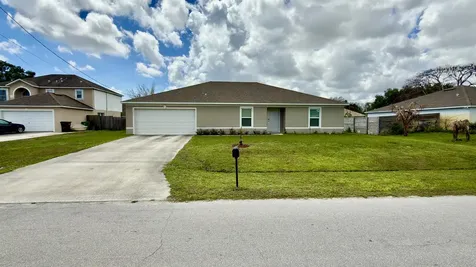 6446 NW Polly Court Port St Lucie FL 34983