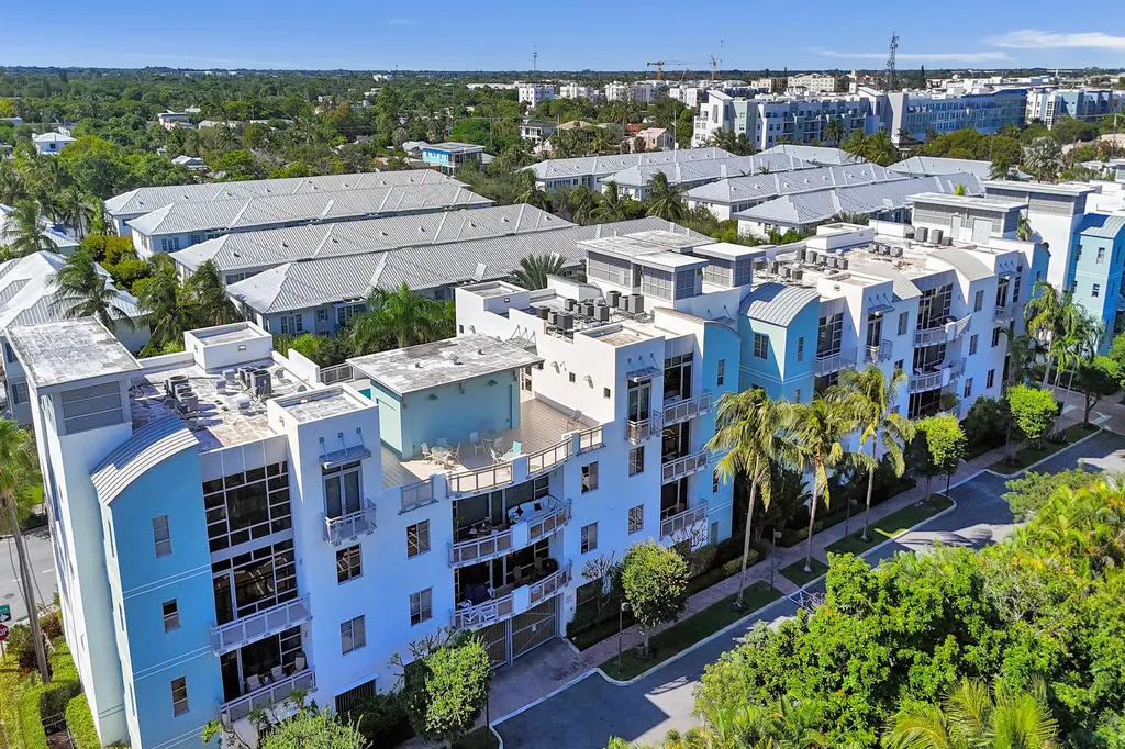 365 SE 6th Avenue Delray Beach FL 33483