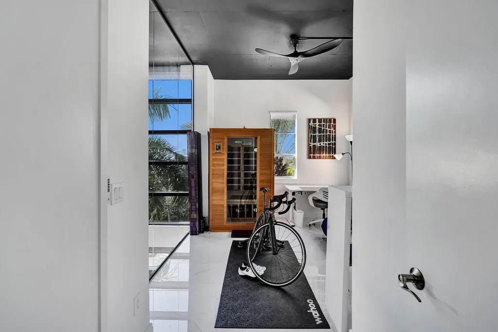365 SE 6th Avenue Delray Beach FL 33483