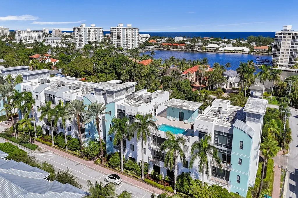 365 SE 6th Avenue Delray Beach FL 33483