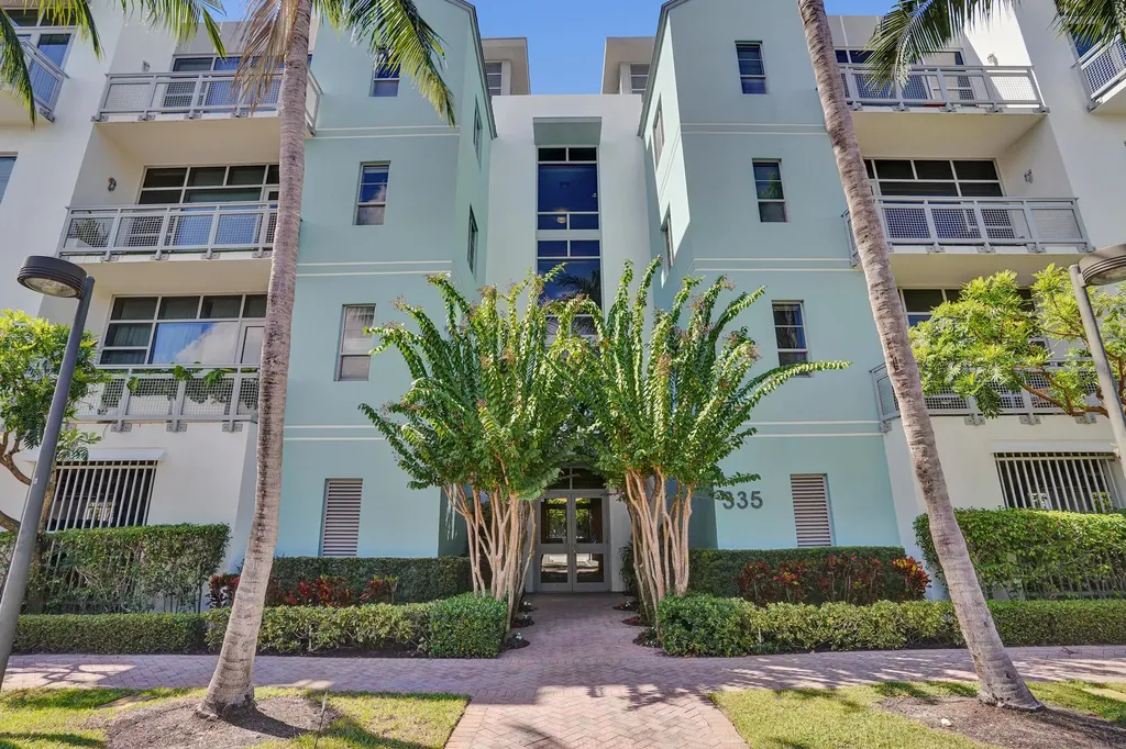 365 SE 6th Avenue Delray Beach FL 33483