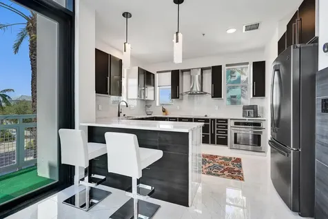 365 SE 6th Avenue Delray Beach FL 33483