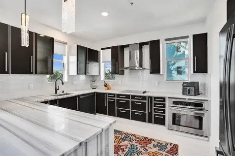 365 SE 6th Avenue Delray Beach FL 33483