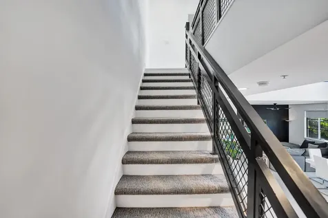 365 SE 6th Avenue Delray Beach FL 33483