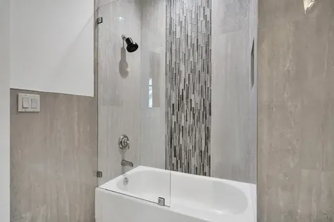 365 SE 6th Avenue Delray Beach FL 33483