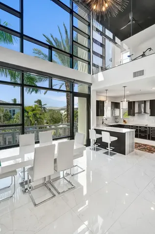 365 SE 6th Avenue Delray Beach FL 33483