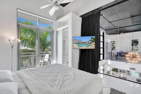 365 SE 6th Avenue Delray Beach FL 33483