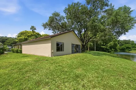 2646 Dahoon Avenue Coconut Creek FL 33063