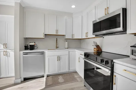 7455 Glendevon Lane Delray Beach FL 33446