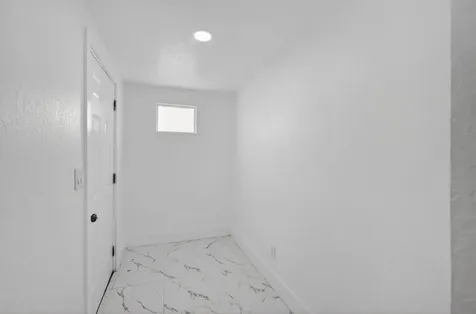 1225 W 32 Street Riviera Beach FL 33404