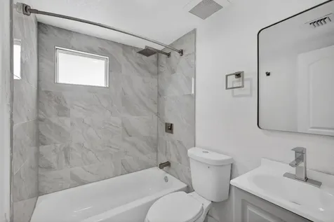 1225 W 32 Street Riviera Beach FL 33404