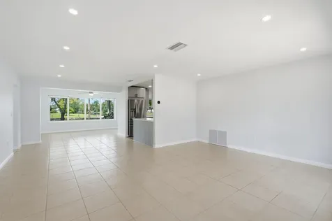 5261 SW 89th Avenue Cooper City FL 33328