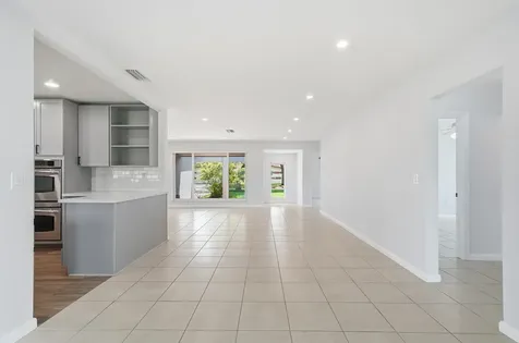 5261 SW 89th Avenue Cooper City FL 33328