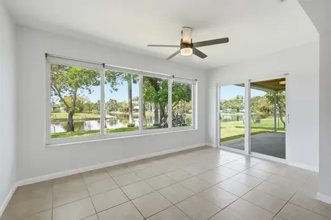 5261 SW 89th Avenue Cooper City FL 33328