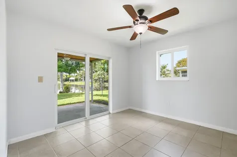 5261 SW 89th Avenue Cooper City FL 33328