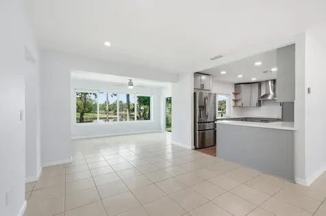 5261 SW 89th Avenue Cooper City FL 33328