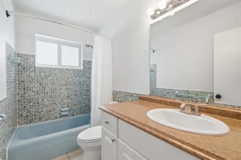 5261 SW 89th Avenue Cooper City FL 33328