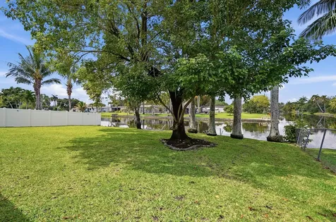 5261 SW 89th Avenue Cooper City FL 33328