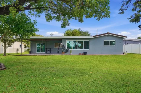 5261 SW 89th Avenue Cooper City FL 33328
