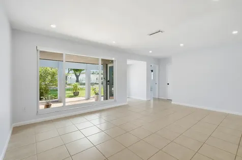 5261 SW 89th Avenue Cooper City FL 33328