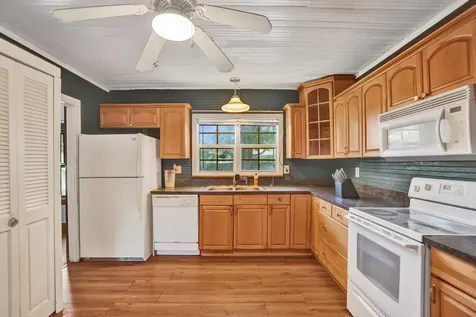 31 NE 14th Avenue Pompano Beach FL 33060