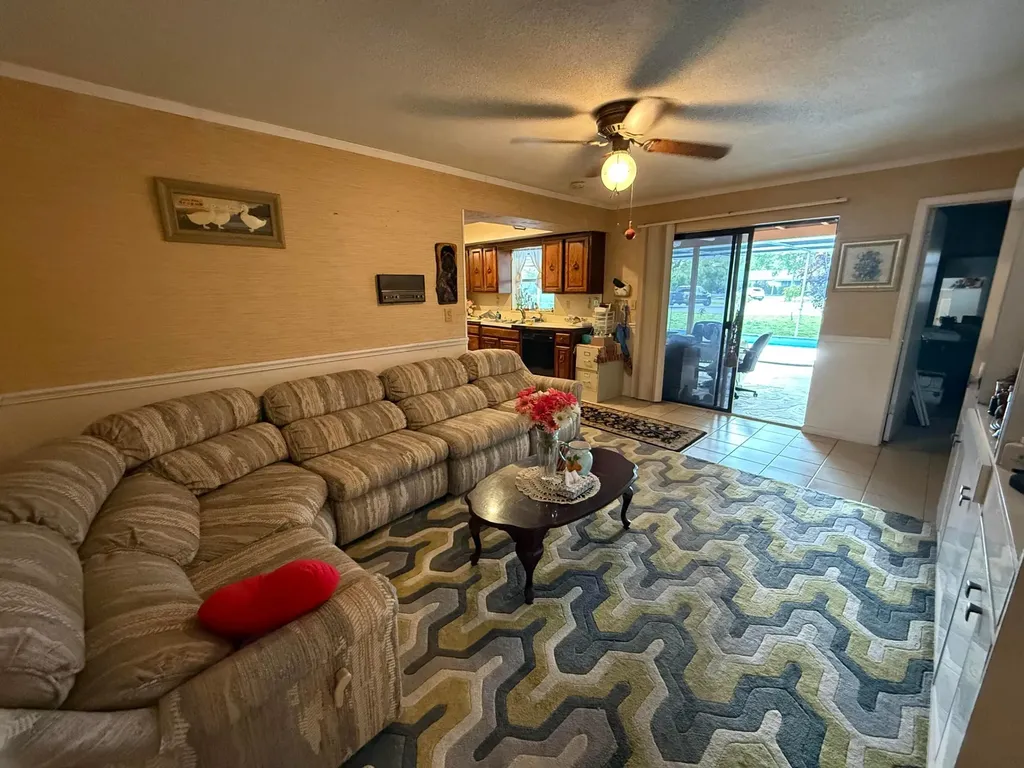 3700 NW 82nd Avenue Coral Springs FL 33065
