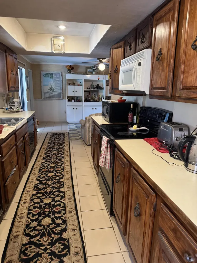 3700 NW 82nd Avenue Coral Springs FL 33065