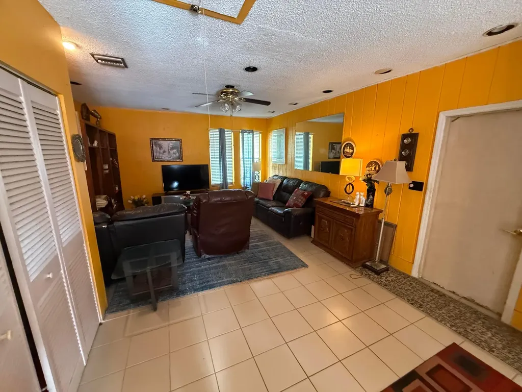 3700 NW 82nd Avenue Coral Springs FL 33065
