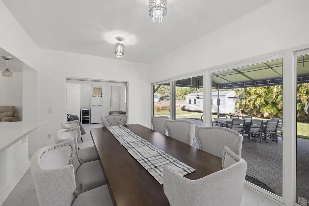 13621 SW 16th Street Davie FL 33325