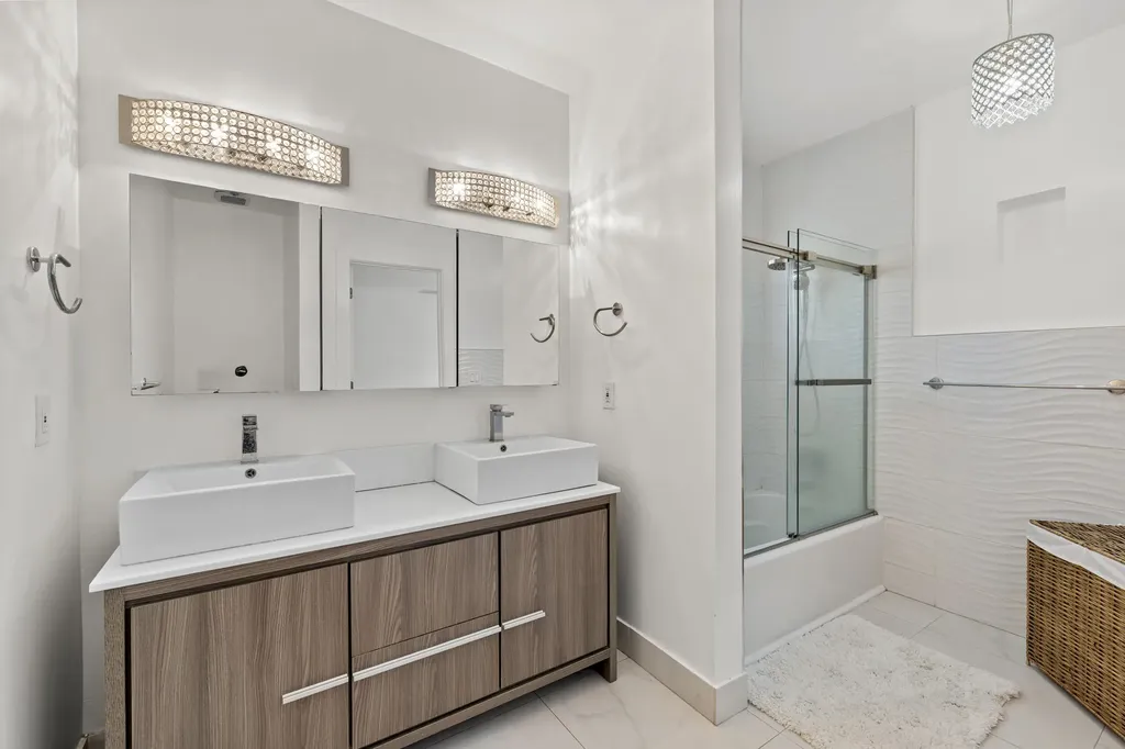 13621 SW 16th Street Davie FL 33325