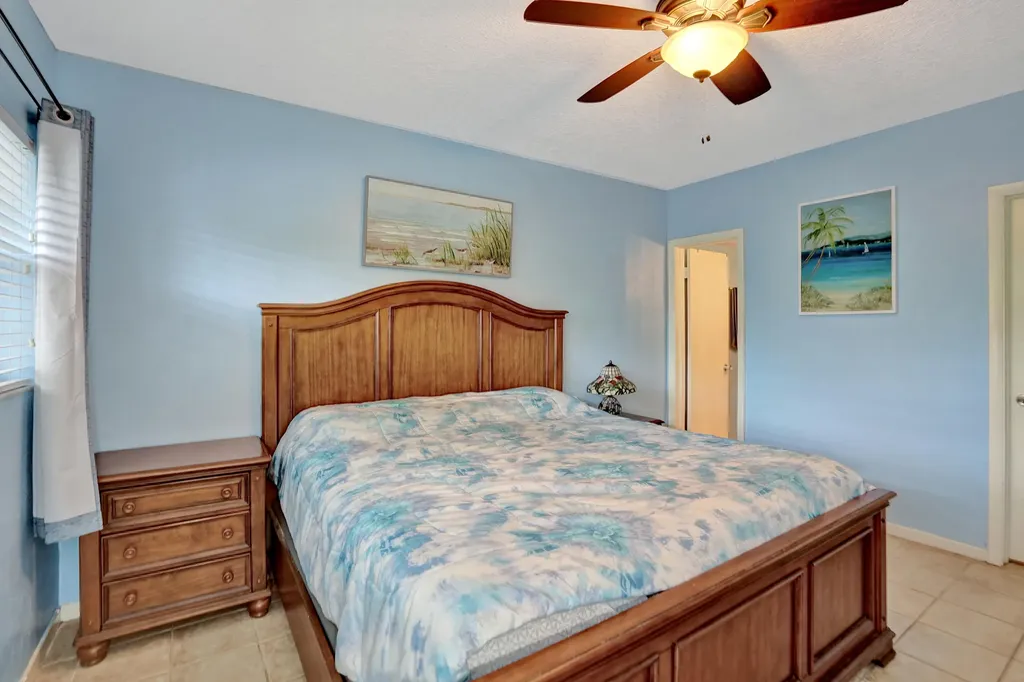 900 SW 12th Street Fort Lauderdale FL 33315