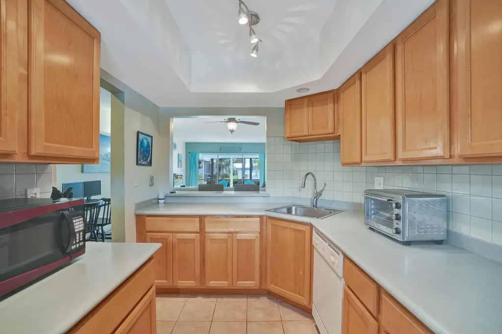 900 SW 12th Street Fort Lauderdale FL 33315