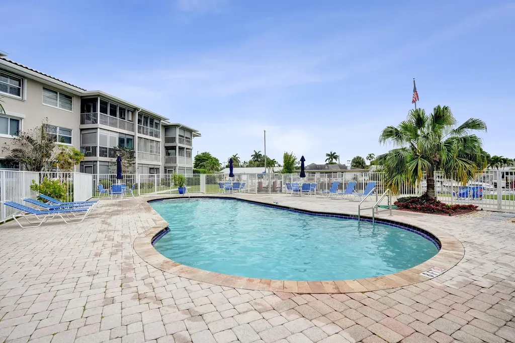 900 SW 12th Street Fort Lauderdale FL 33315