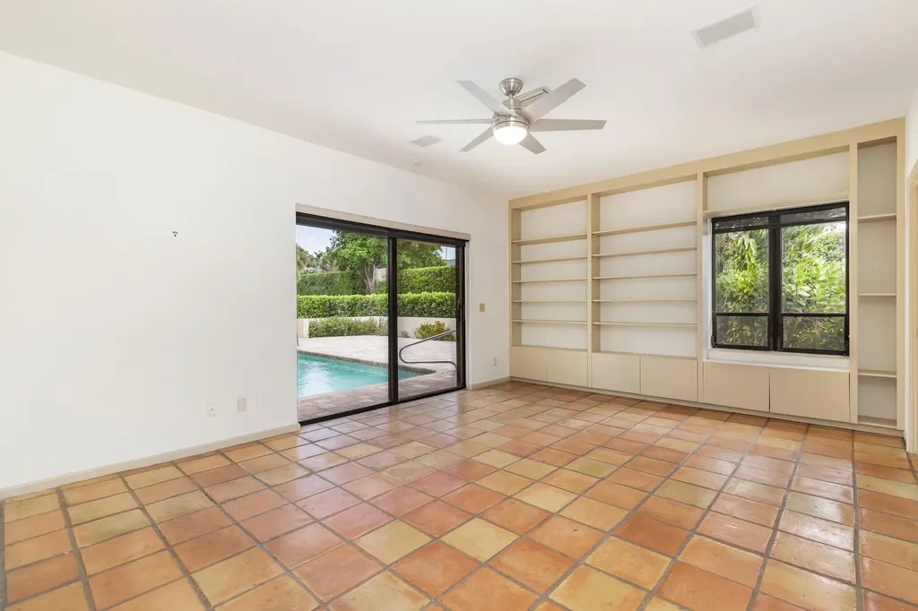 575 N Lake Way Palm Beach FL 33480