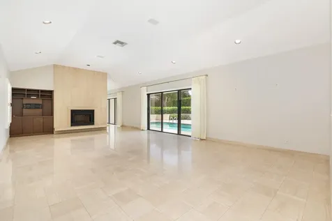 575 N Lake Way Palm Beach FL 33480