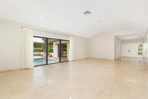 575 N Lake Way Palm Beach FL 33480