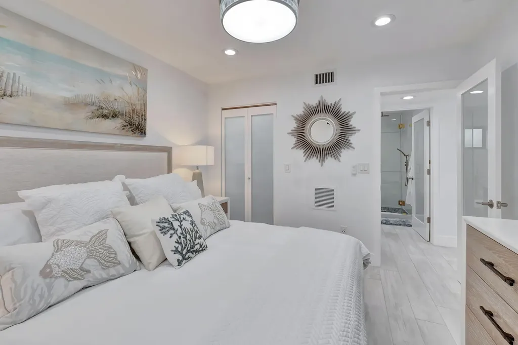 201 SE 7th Street Delray Beach FL 33483