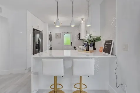 201 SE 7th Street Delray Beach FL 33483
