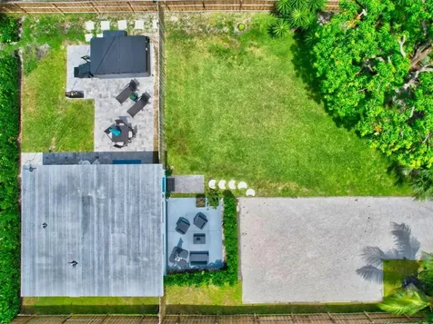 201 SE 7th Street Delray Beach FL 33483