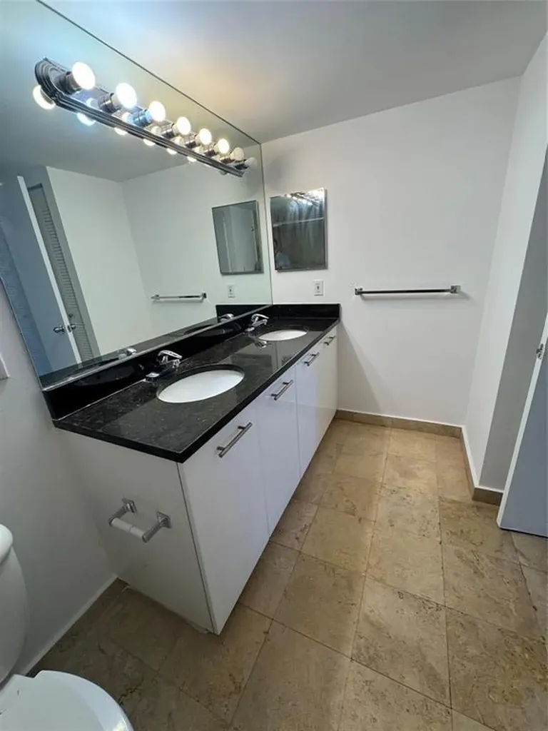 3300 NE 192nd Street Aventura FL 33180