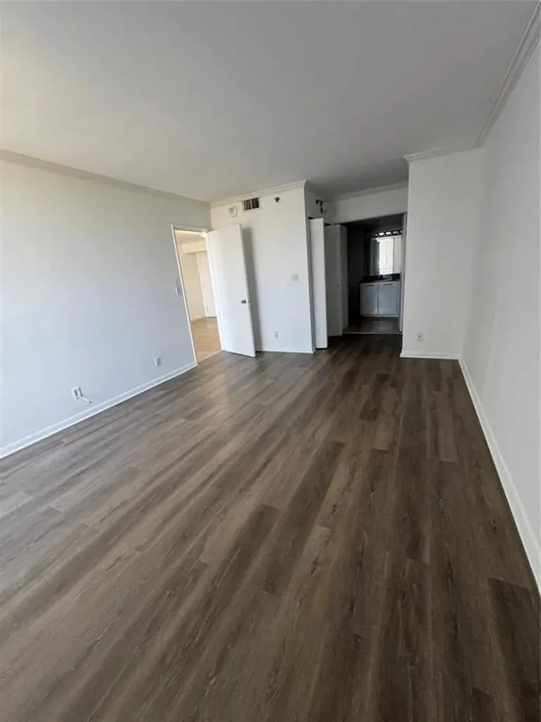 3300 NE 192nd Street Aventura FL 33180