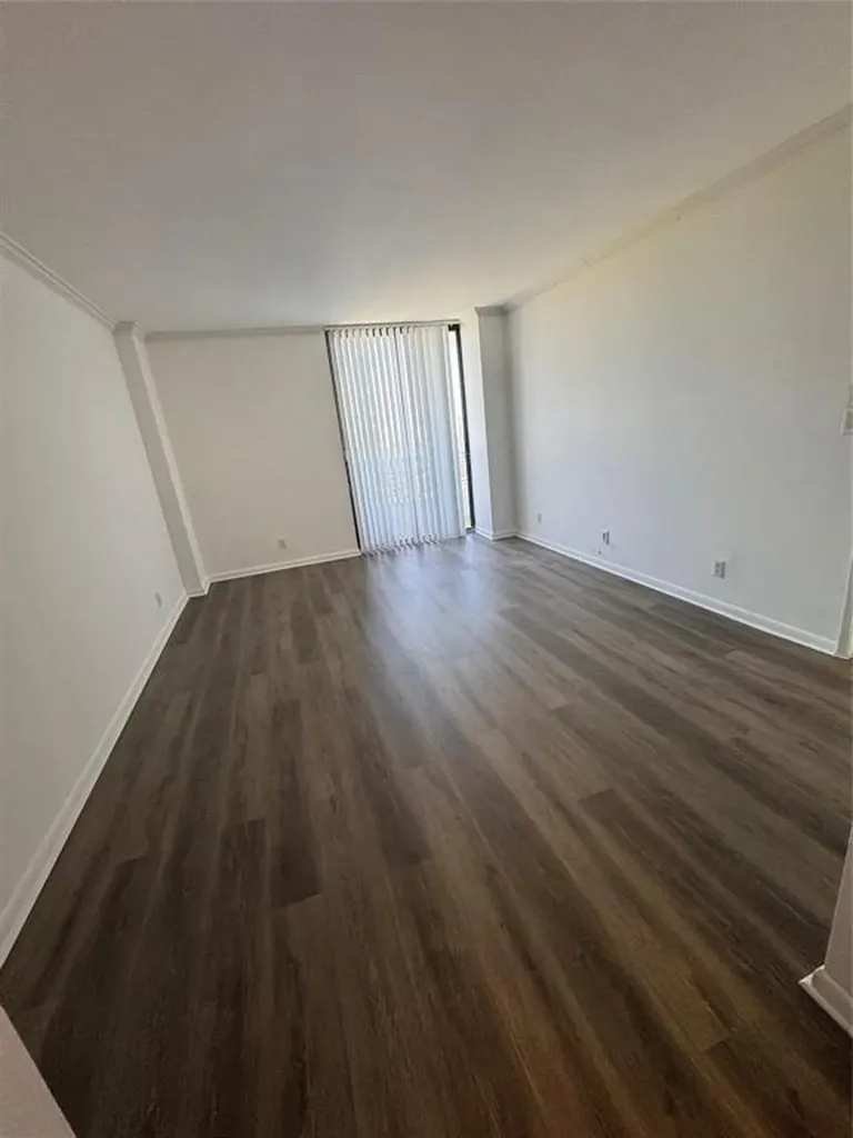 3300 NE 192nd Street Aventura FL 33180