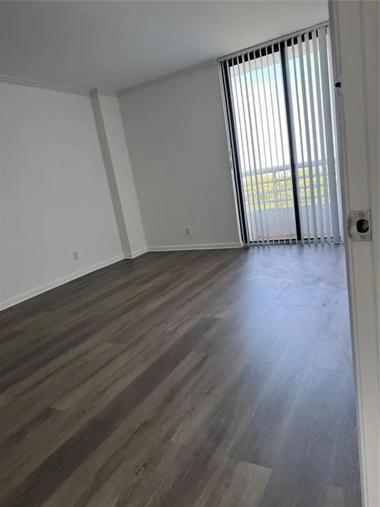 3300 NE 192nd Street Aventura FL 33180
