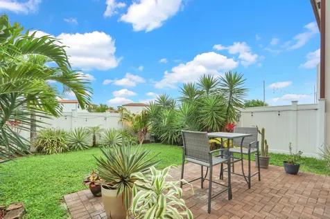 3010 King Palm Way Riviera Beach FL 33410