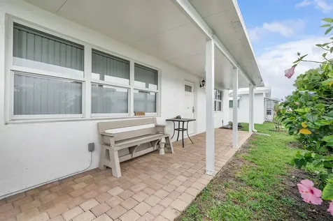 1810 SW 18th Street Boynton Beach FL 33426