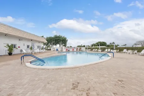 1810 SW 18th Street Boynton Beach FL 33426